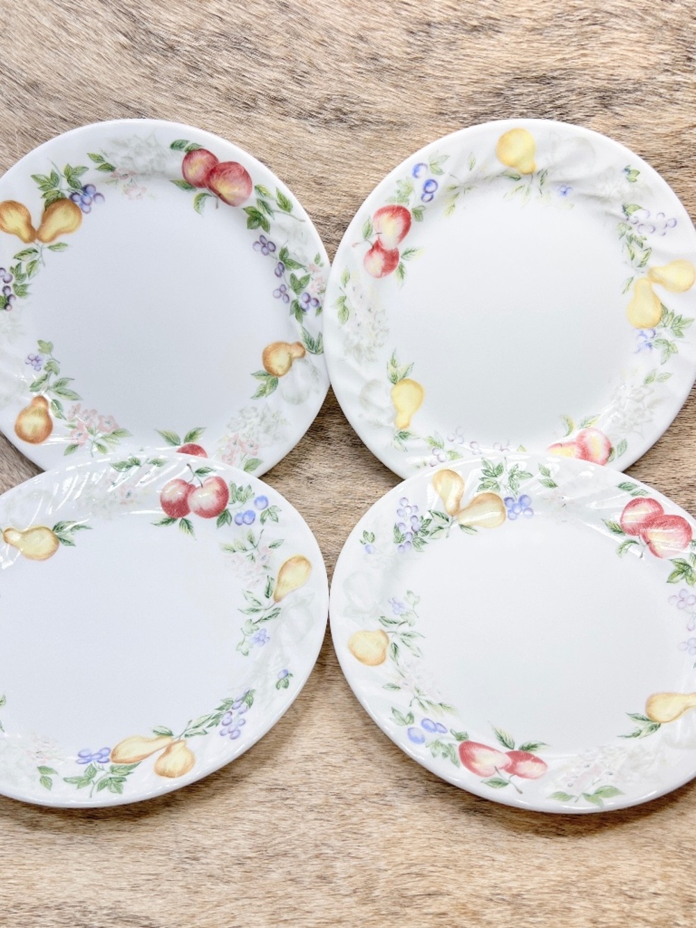 Set 4 Corelle Chutney 7.25" Salad or Dessert Plates Retired Pattern